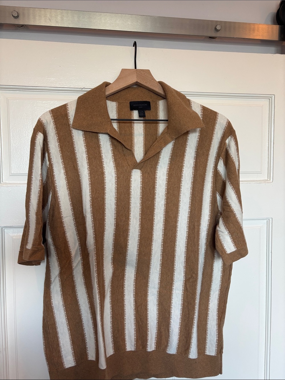 Magaschoni Tan & White Vertical-Stripe Polo Sweater